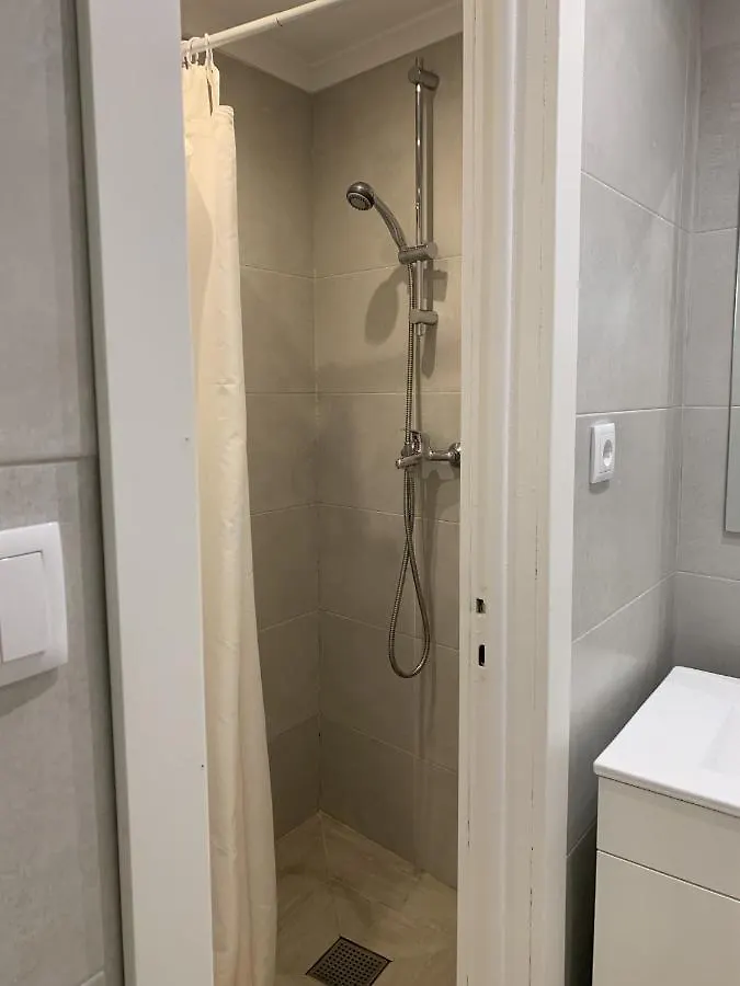 Lisboa - Arroios Central Apartment  ליסבון