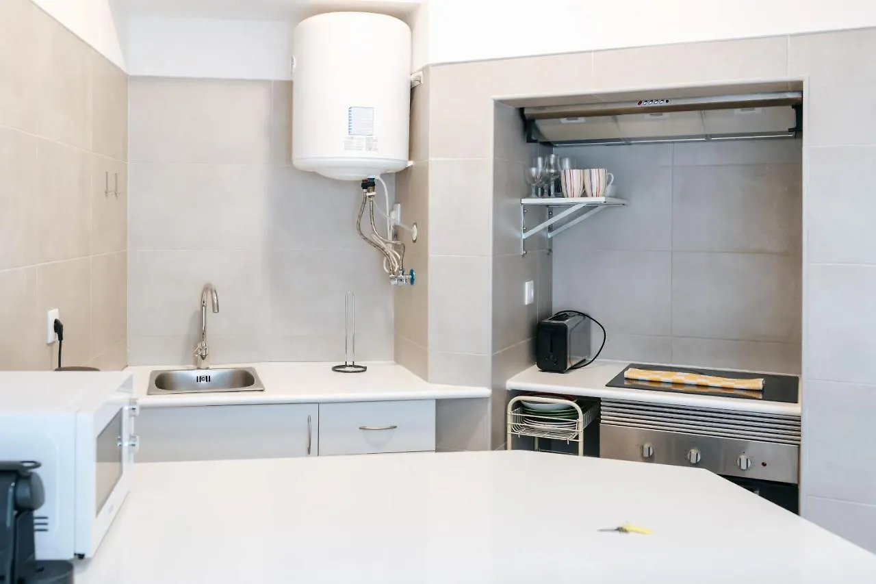 Lisboa - Arroios Central Apartment 0*, ליסבון פורטוגל
