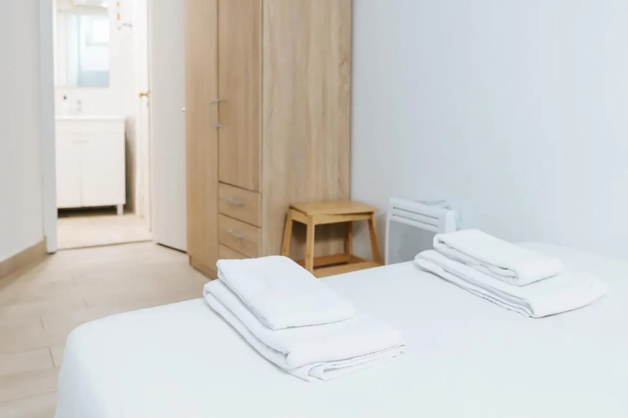 Lisboa - Arroios Central Apartment 0*, ליסבון